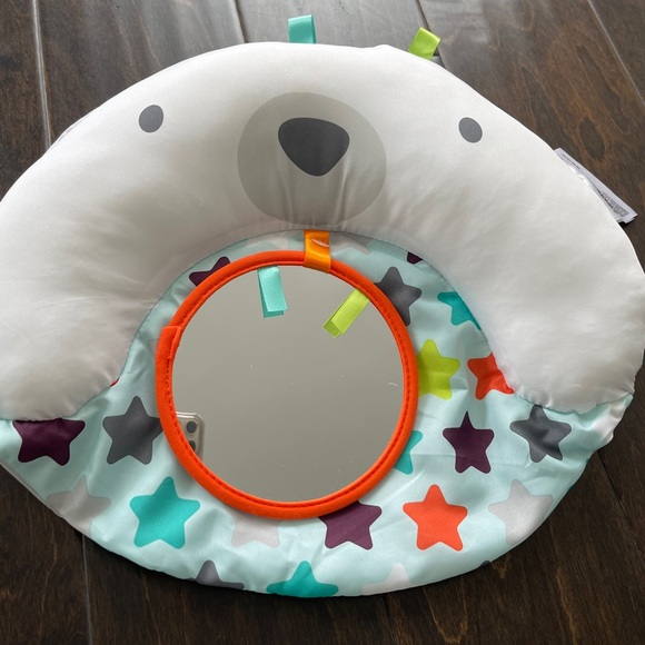Bright Starts Tummy Time Prop & Play Mat - Picture 4 of 5